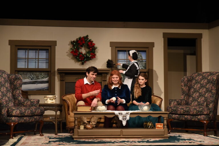 Rented Christmas at City Theatre of Independence